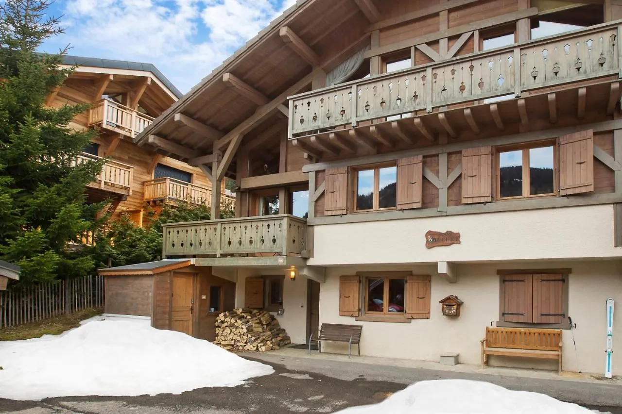 Chalet Muguet Gauche With Hot Tub Sleeps 10 Central Morzine