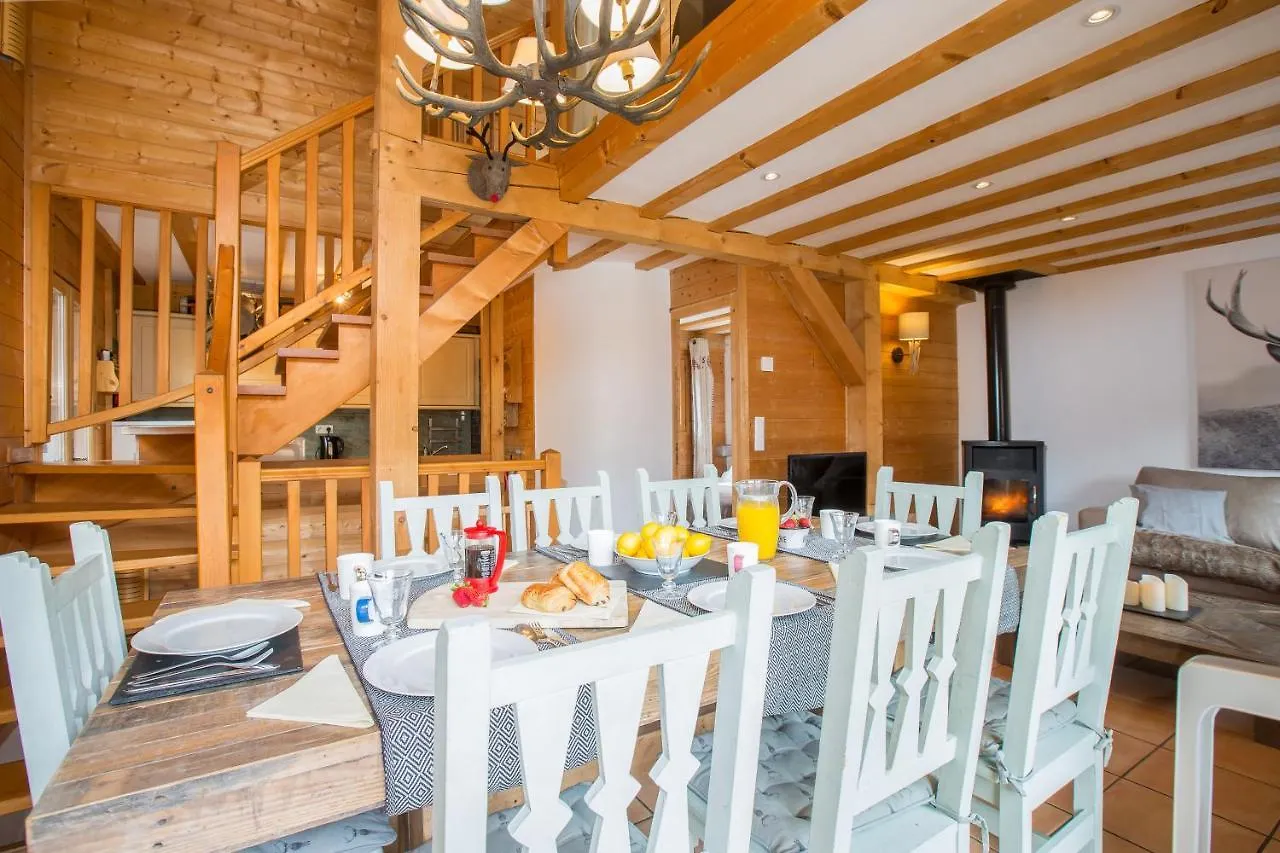 Chalet Muguet Gauche With Hot Tub Sleeps 10 Central Morzine
