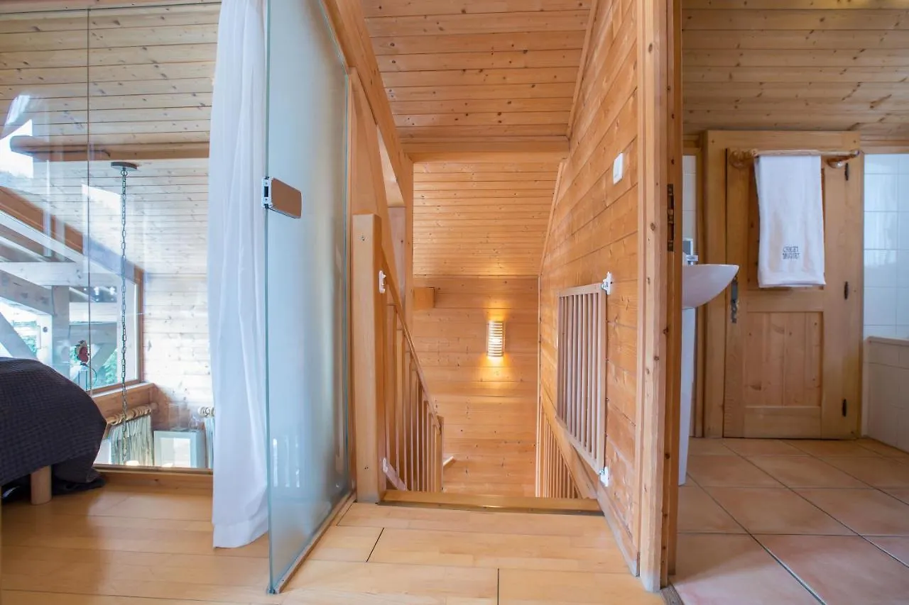 Chalet Muguet Gauche With Hot Tub Sleeps 10 Central Morzine 0*,  Franciaország